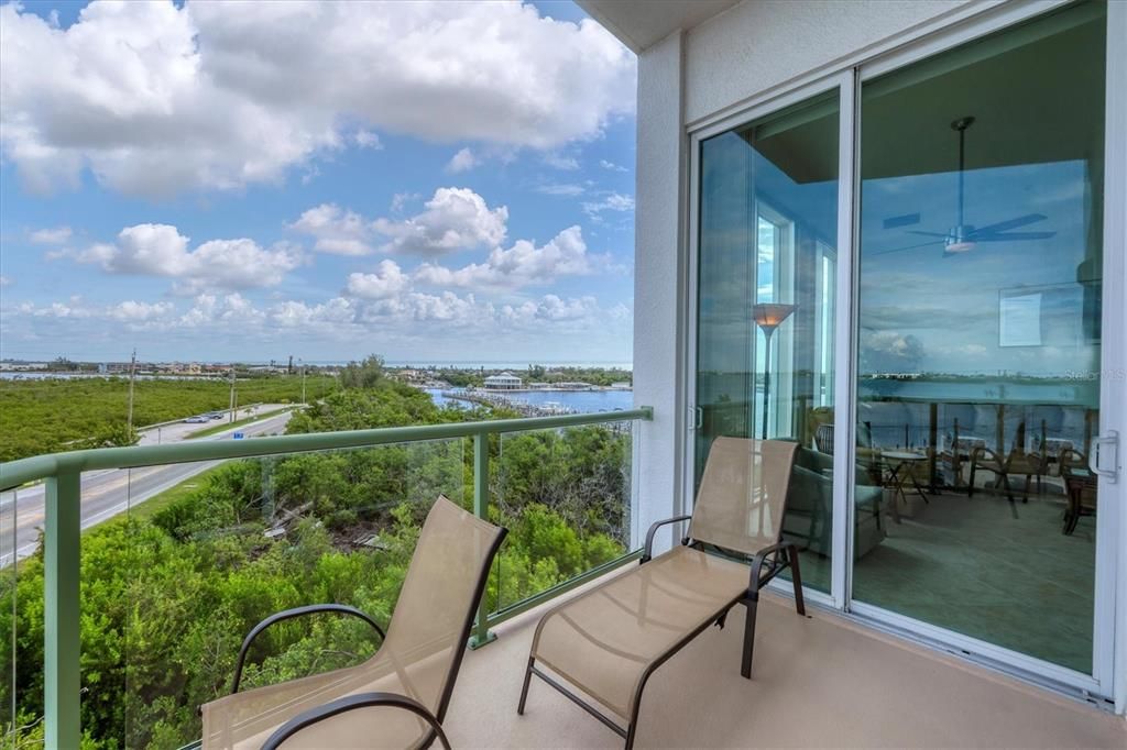 For Rent: $4,950 (3 beds, 2 baths, 1686 Square Feet)