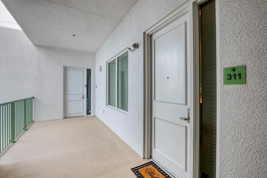 For Rent: $4,950 (3 beds, 2 baths, 1686 Square Feet)