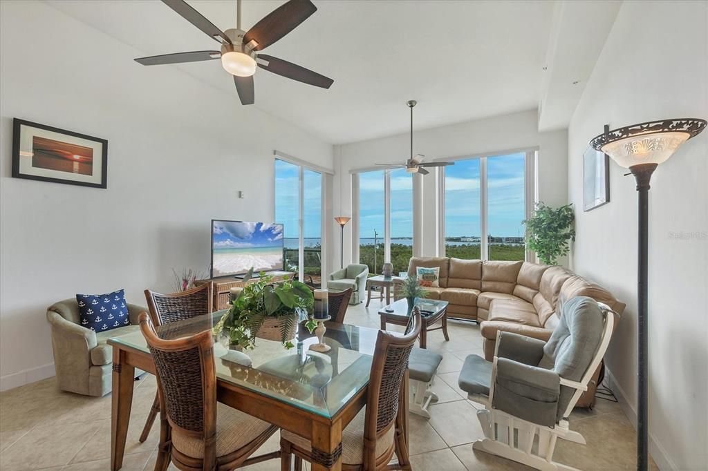 For Rent: $4,950 (3 beds, 2 baths, 1686 Square Feet)