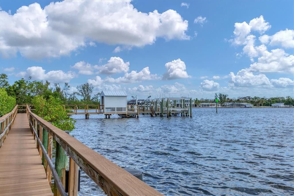 For Rent: $4,950 (3 beds, 2 baths, 1686 Square Feet)