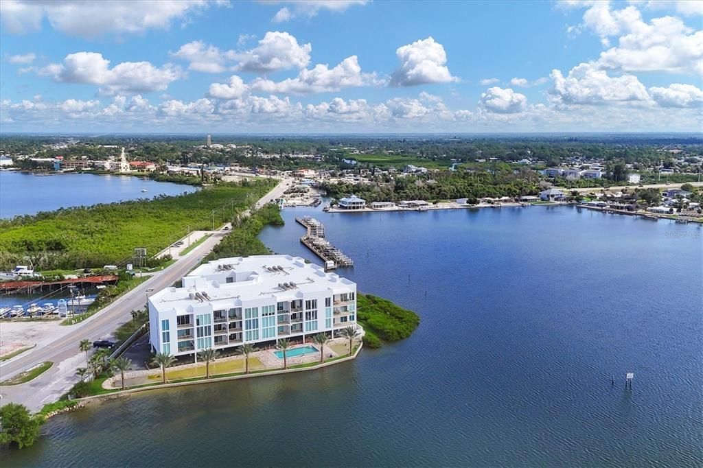 For Rent: $4,950 (3 beds, 2 baths, 1686 Square Feet)