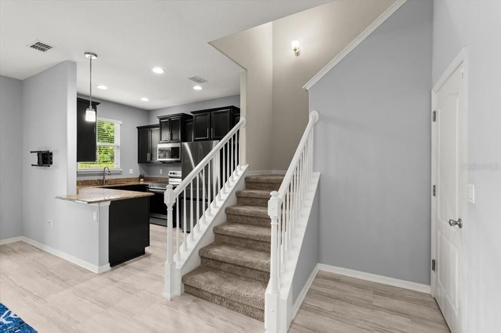 待售: $239,000 (2 贝兹, 2 浴室, 1288 平方英尺)