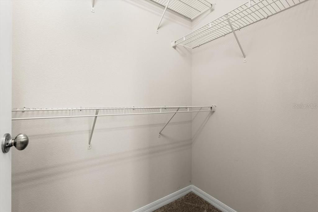 待售: $239,000 (2 贝兹, 2 浴室, 1288 平方英尺)