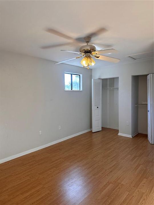 Active With Contract: $1,300 (2 beds, 2 baths, 1208 Square Feet)