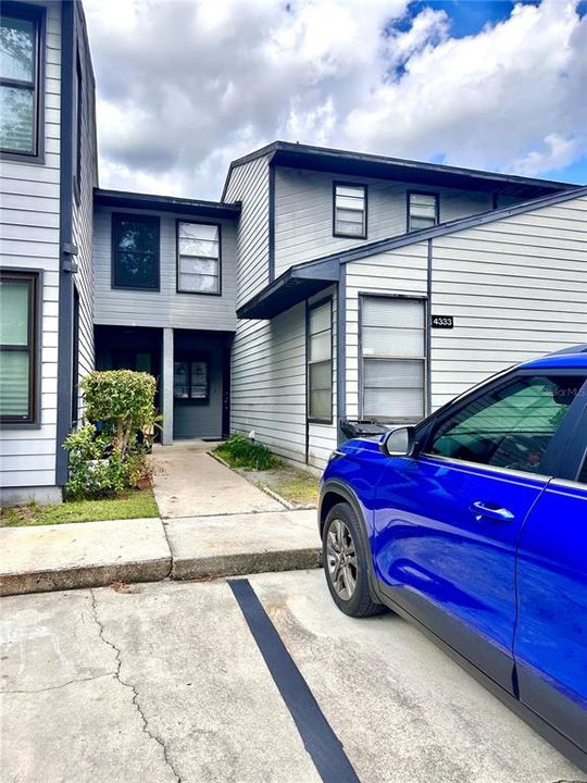 Active With Contract: $1,300 (2 beds, 2 baths, 1208 Square Feet)