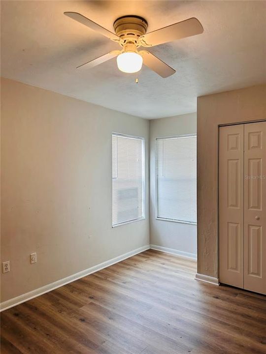 Active With Contract: $1,300 (2 beds, 2 baths, 1208 Square Feet)