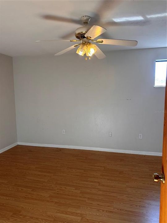 Active With Contract: $1,300 (2 beds, 2 baths, 1208 Square Feet)