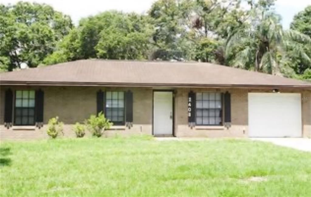 Recently Sold: $112,500 (3 beds, 1 baths, 1045 Square Feet)