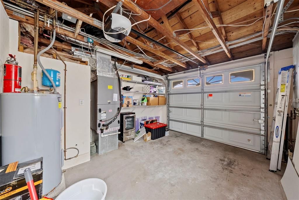 Active With Contract: $350,000 (3 beds, 1 baths, 1444 Square Feet)