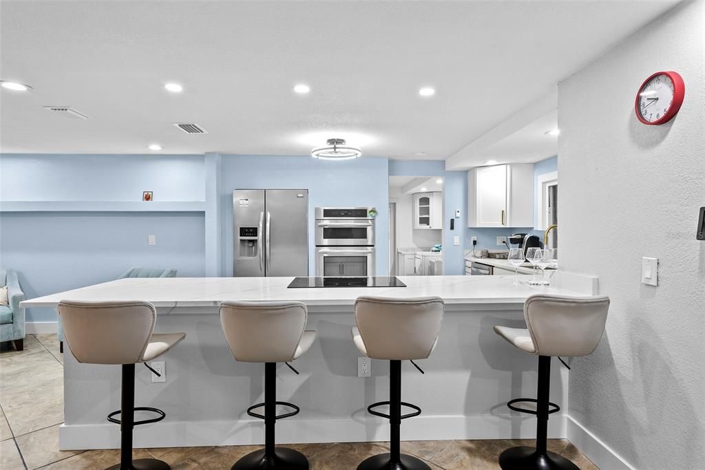 Active With Contract: $350,000 (3 beds, 1 baths, 1444 Square Feet)