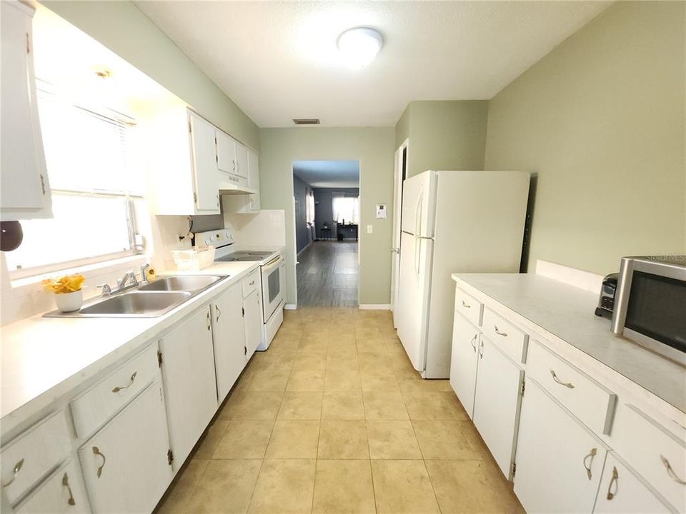 Activo con contrato: $119,000 (3 camas, 2 baños, 1290 Pies cuadrados)