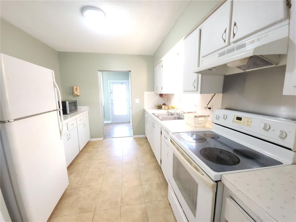 Activo con contrato: $119,000 (3 camas, 2 baños, 1290 Pies cuadrados)