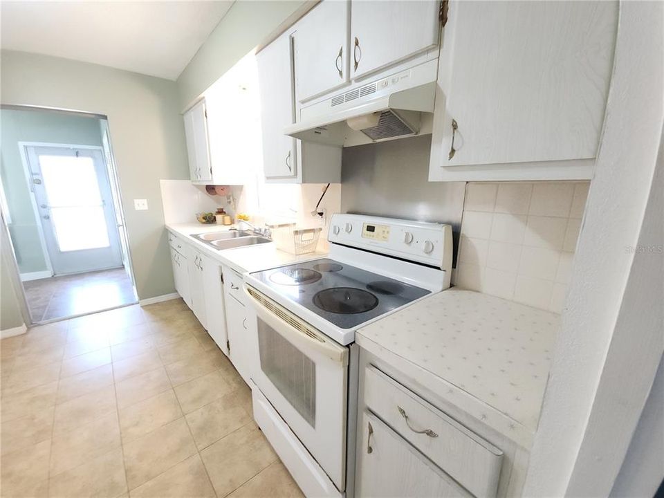 Activo con contrato: $119,000 (3 camas, 2 baños, 1290 Pies cuadrados)