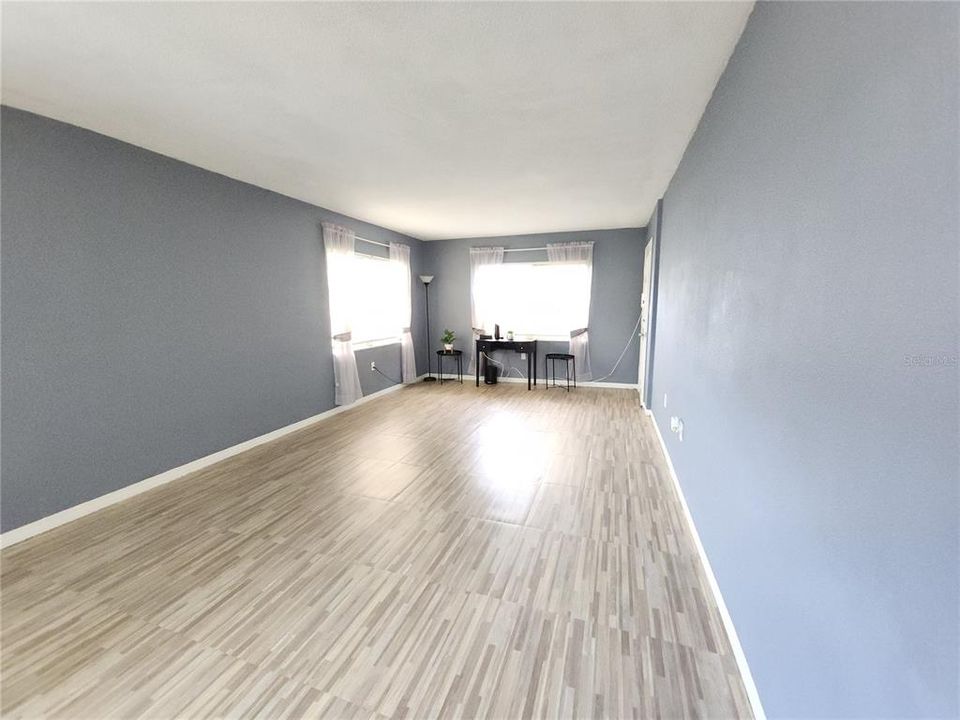 Activo con contrato: $119,000 (3 camas, 2 baños, 1290 Pies cuadrados)