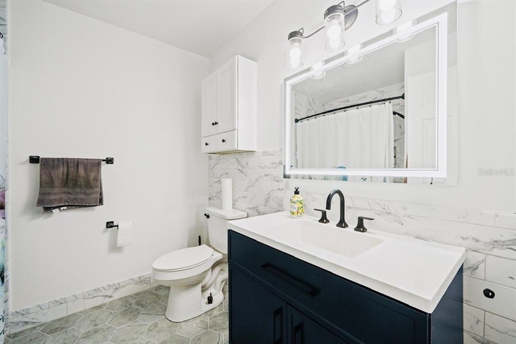 En Venta: $624,900 (4 camas, 2 baños, 3136 Pies cuadrados)