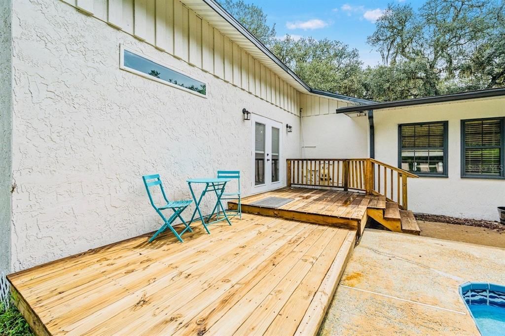 En Venta: $624,900 (4 camas, 2 baños, 3136 Pies cuadrados)