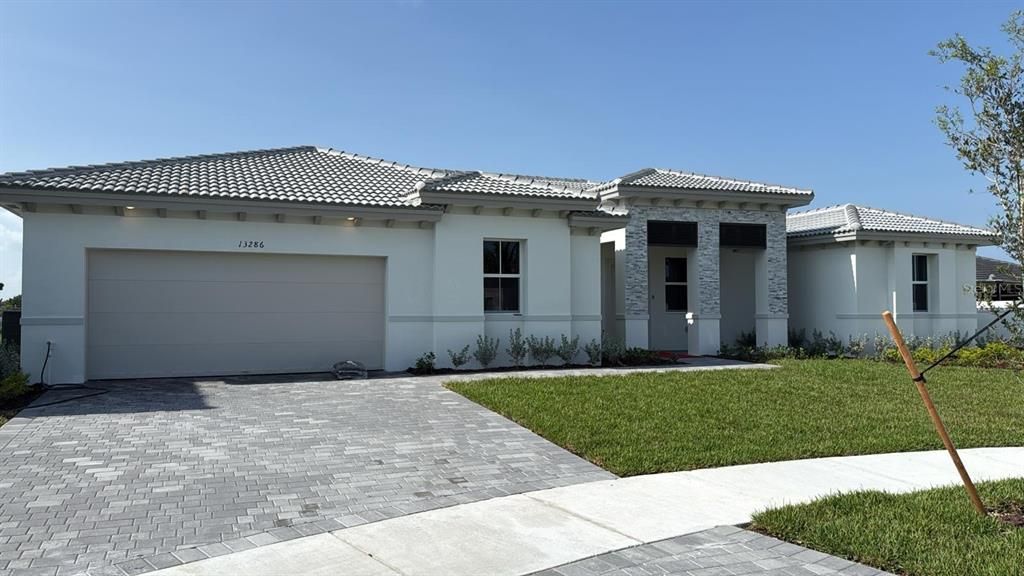 Recently Sold: $1,125,000 (5 beds, 4 baths, 2806 Square Feet)