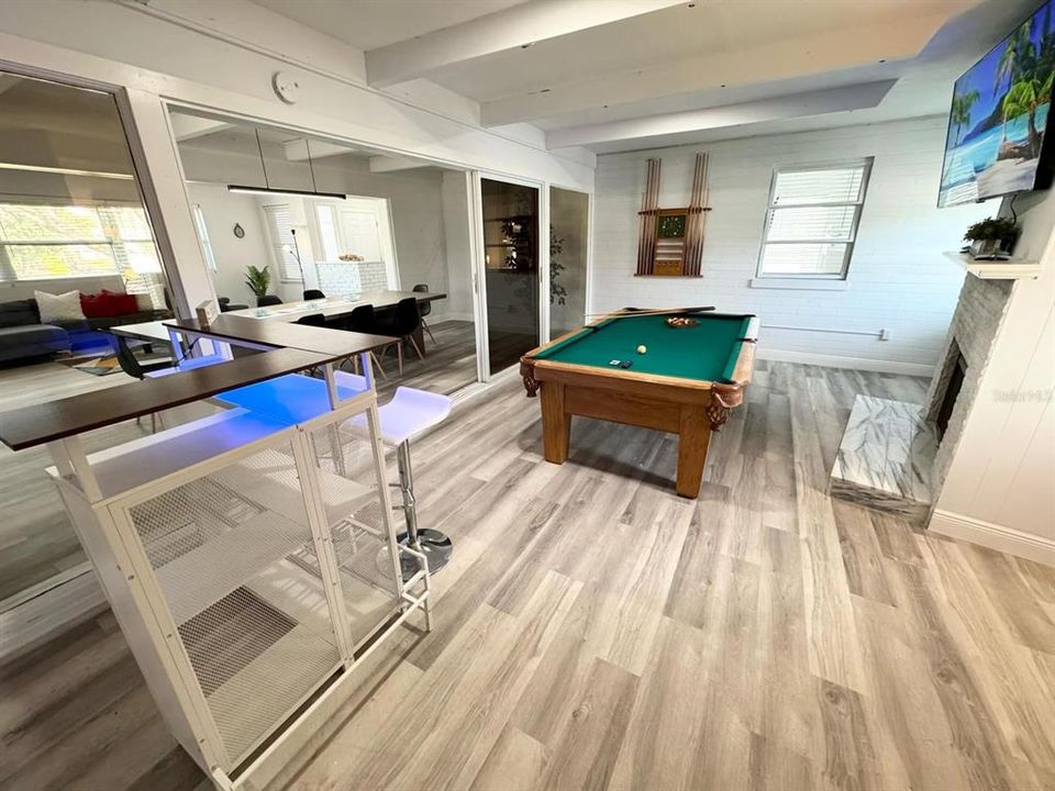 For Rent: $2,800 (4 beds, 3 baths, 2276 Square Feet)