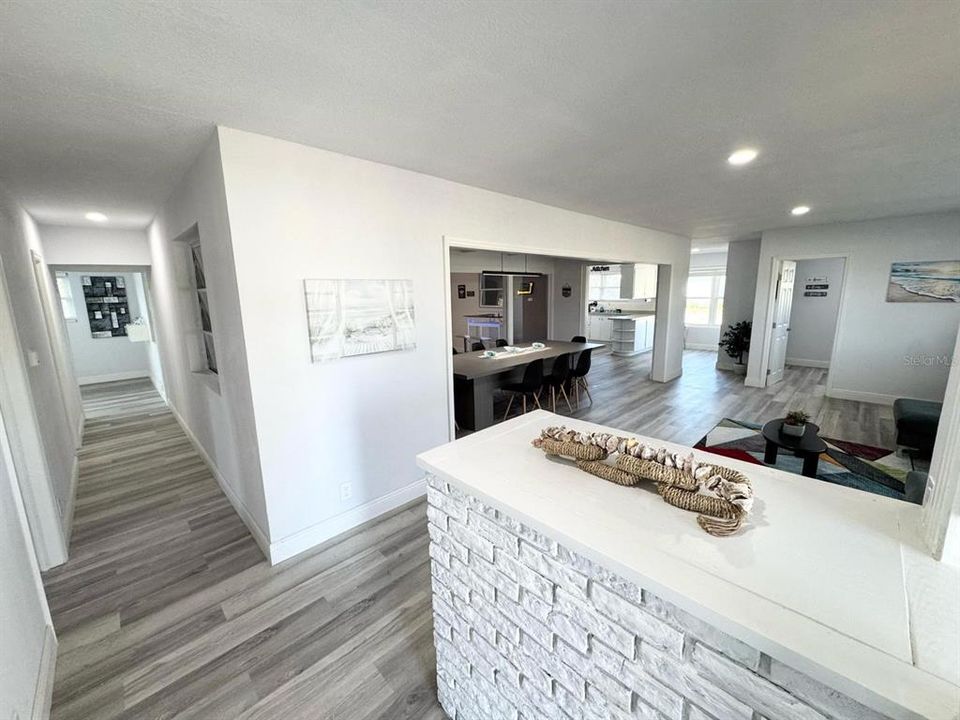 For Rent: $2,800 (4 beds, 3 baths, 2276 Square Feet)