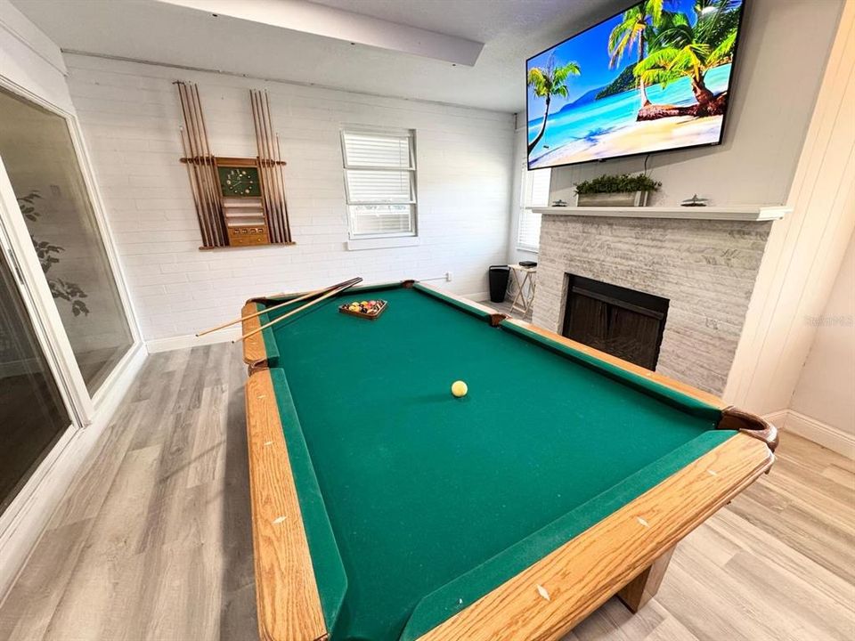 For Rent: $2,800 (4 beds, 3 baths, 2276 Square Feet)