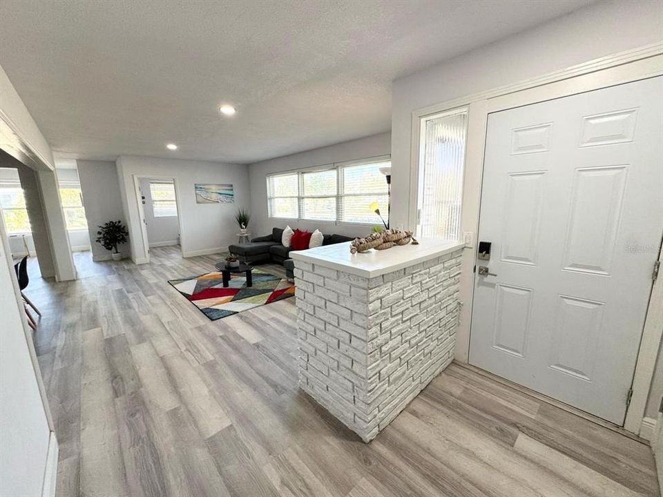 For Rent: $2,800 (4 beds, 3 baths, 2276 Square Feet)