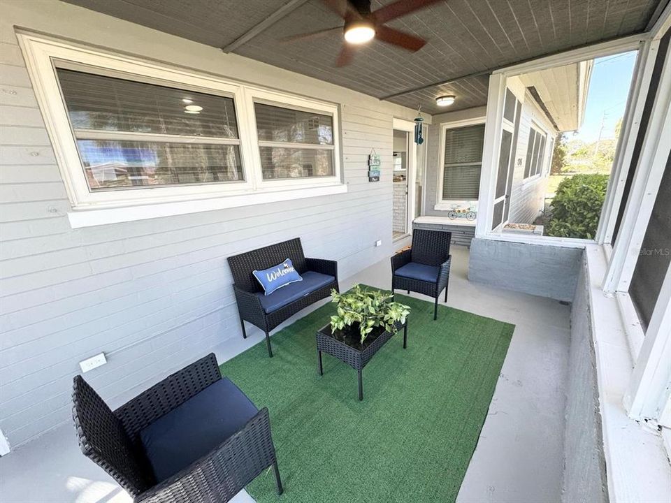 For Rent: $2,800 (4 beds, 3 baths, 2276 Square Feet)