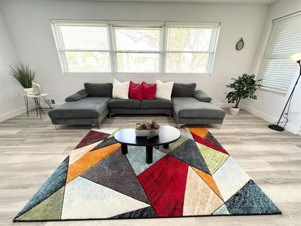 For Rent: $2,800 (4 beds, 3 baths, 2276 Square Feet)