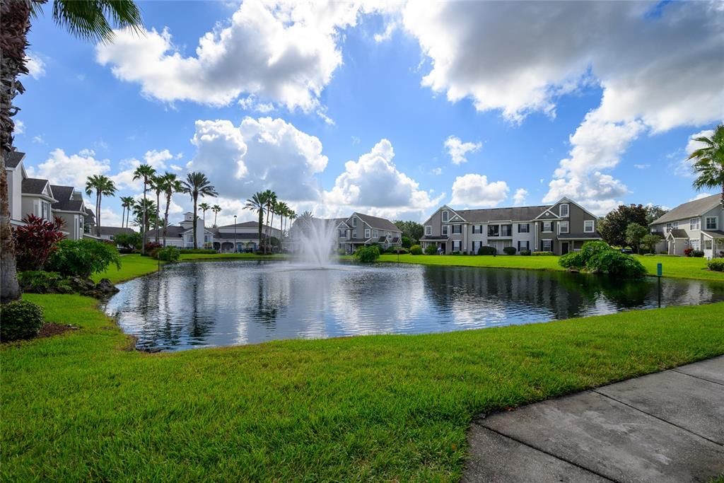 For Sale: $208,000 (1 beds, 1 baths, 996 Square Feet)