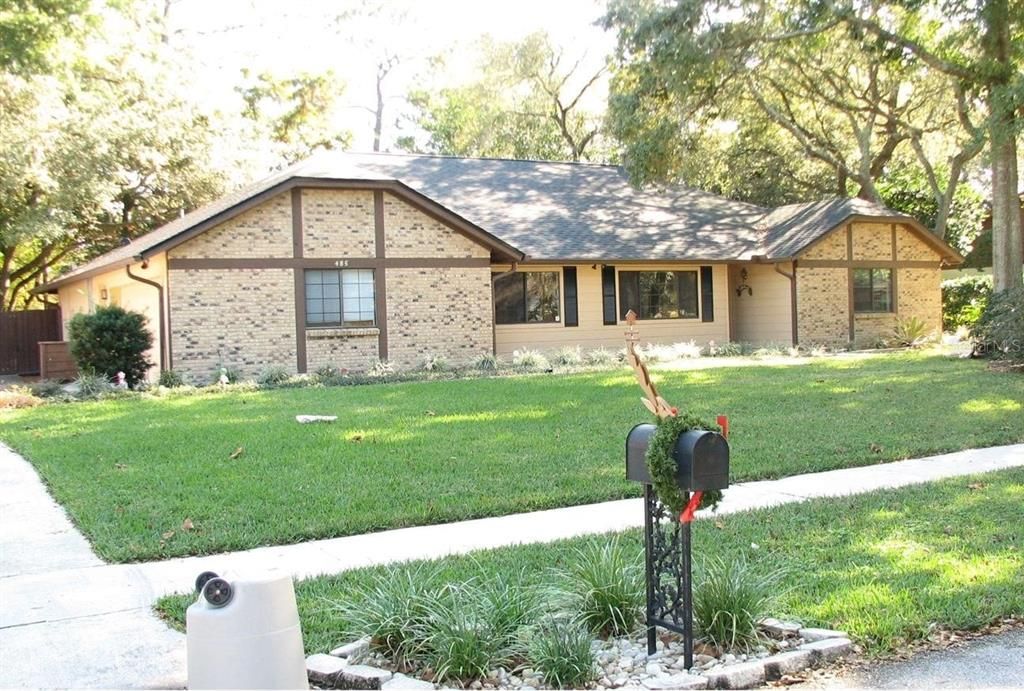 Недавно продано: $310,000 (4 спален, 2 ванн, 1868 Квадратных фут)