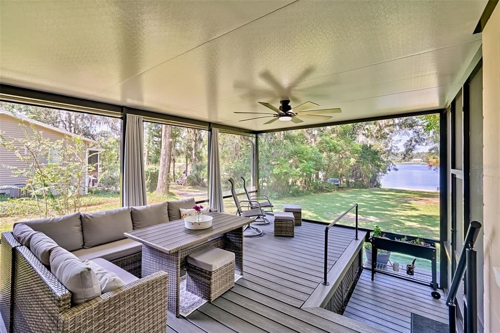 For Sale: $365,000 (3 beds, 3 baths, 1195 Square Feet)