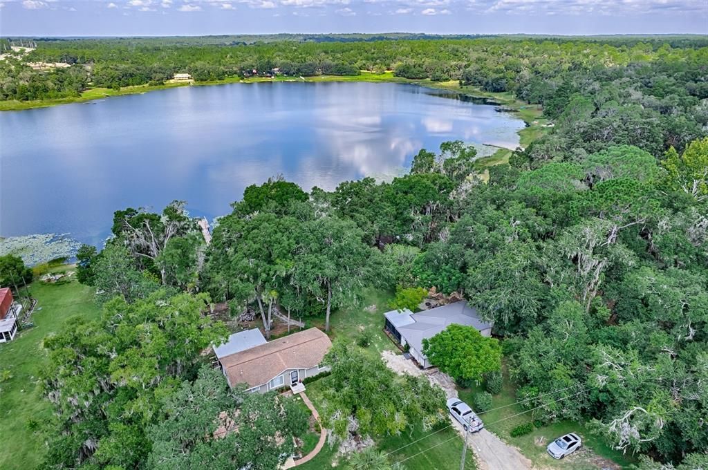 For Sale: $365,000 (3 beds, 3 baths, 1195 Square Feet)