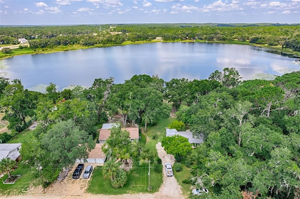 For Sale: $365,000 (3 beds, 3 baths, 1195 Square Feet)