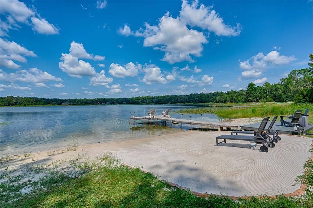 For Sale: $365,000 (3 beds, 3 baths, 1195 Square Feet)