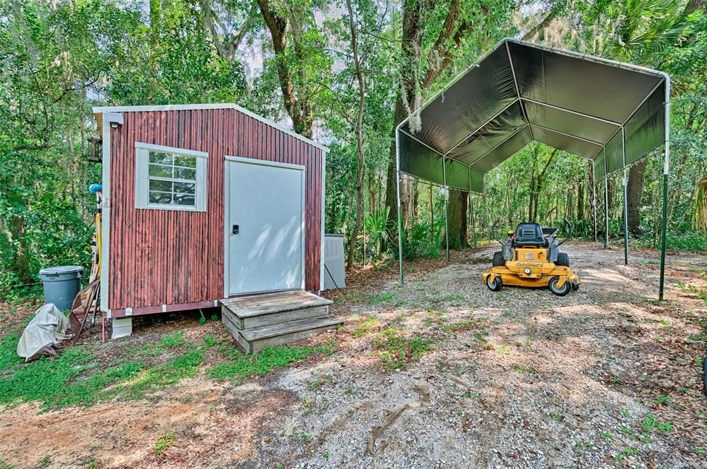 For Sale: $365,000 (3 beds, 3 baths, 1195 Square Feet)