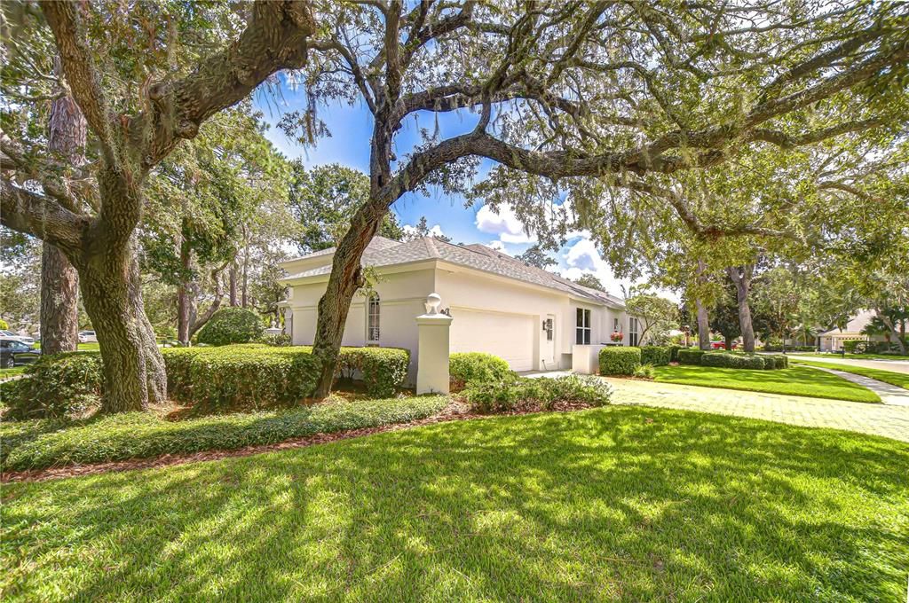 For Sale: $749,000 (3 beds, 3 baths, 2678 Square Feet)