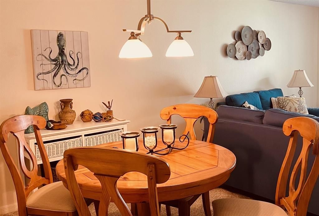 For Rent: $5,500 (2 beds, 2 baths, 1106 Square Feet)