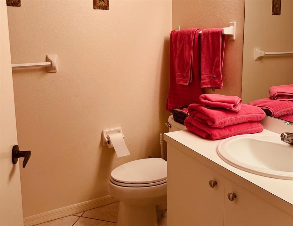 For Rent: $5,500 (2 beds, 2 baths, 1106 Square Feet)