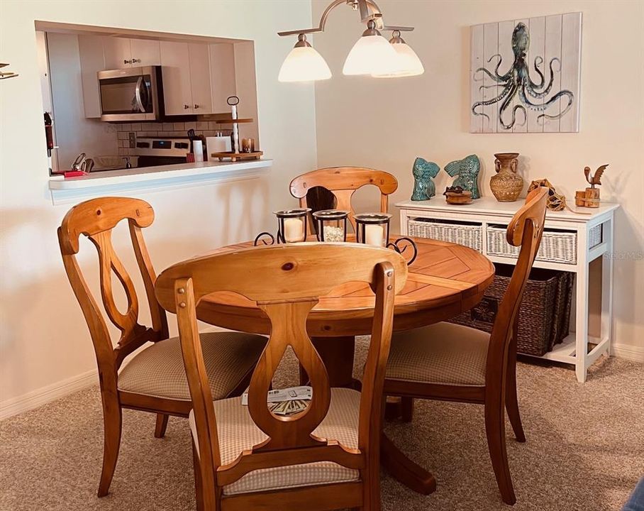 For Rent: $5,500 (2 beds, 2 baths, 1106 Square Feet)