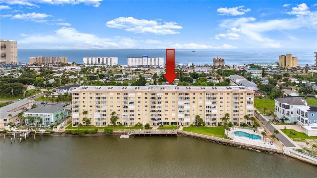 For Sale: $284,900 (2 beds, 2 baths, 1229 Square Feet)