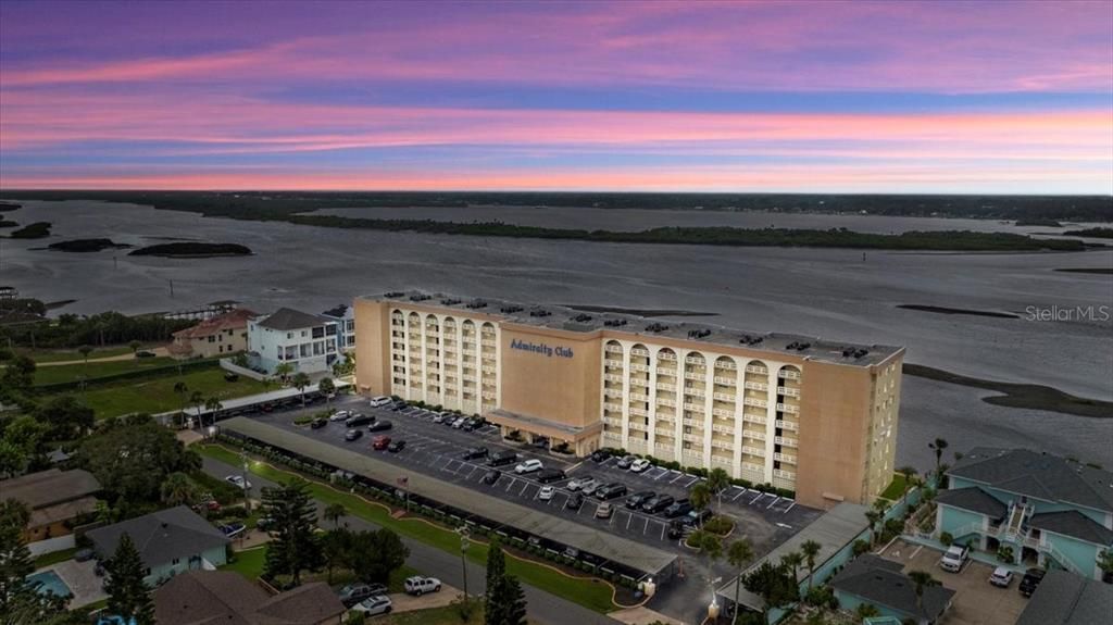 For Sale: $284,900 (2 beds, 2 baths, 1229 Square Feet)