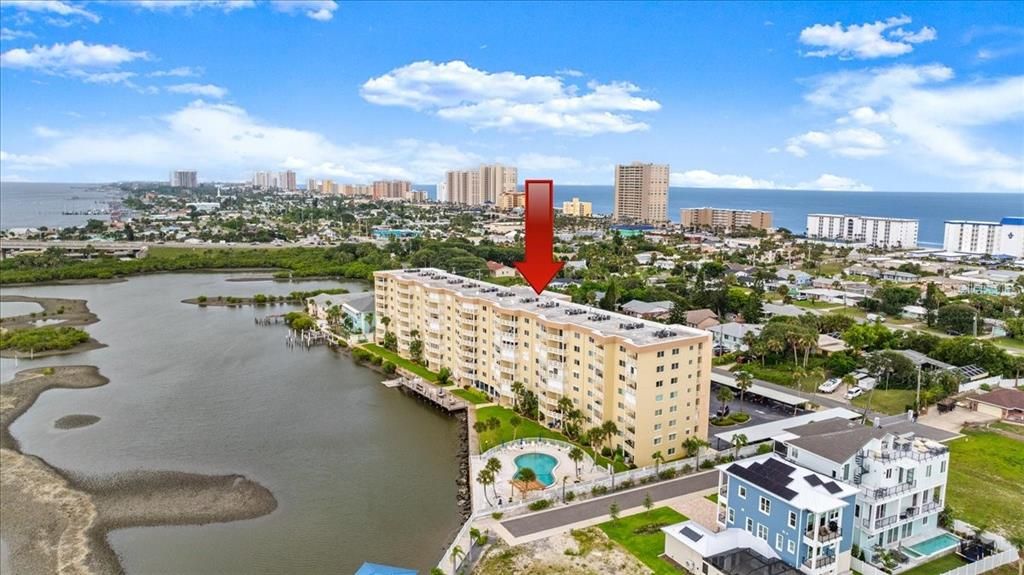 For Sale: $284,900 (2 beds, 2 baths, 1229 Square Feet)