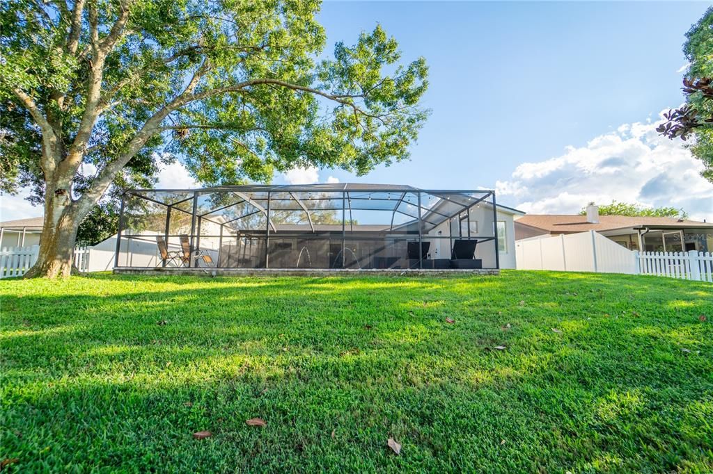 合同活跃: $464,500 (3 贝兹, 2 浴室, 1756 平方英尺)