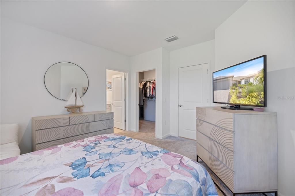 待售: $420,000 (2 贝兹, 2 浴室, 1466 平方英尺)