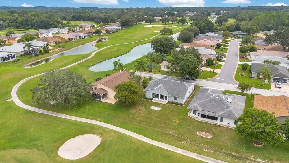 合同活跃: $243,000 (2 贝兹, 2 浴室, 1331 平方英尺)