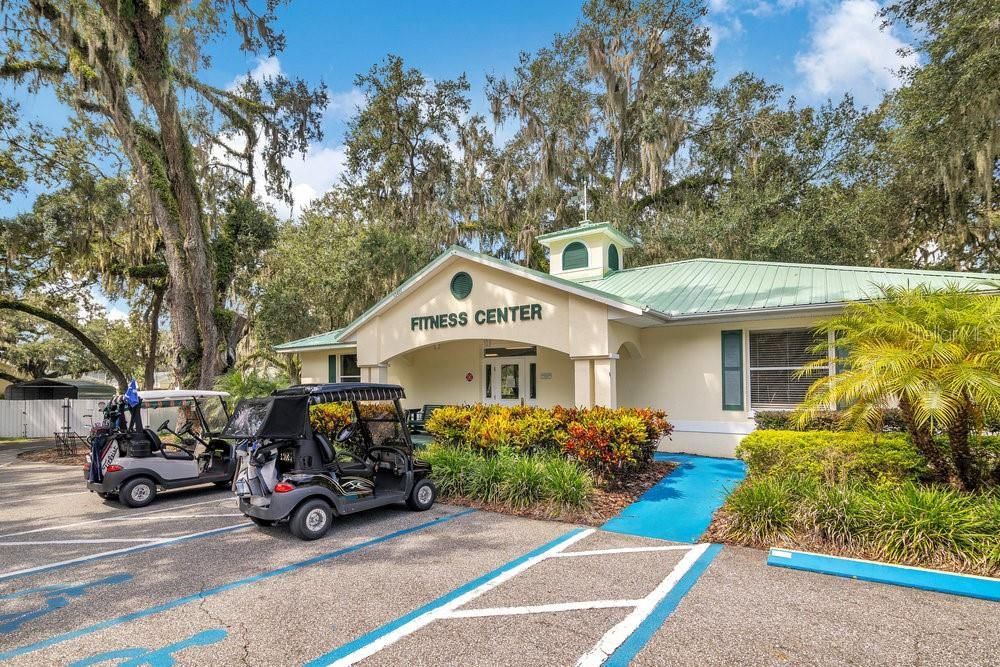 合同活跃: $243,000 (2 贝兹, 2 浴室, 1331 平方英尺)