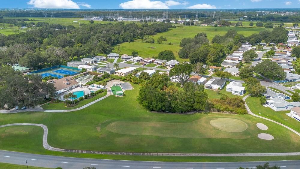 合同活跃: $243,000 (2 贝兹, 2 浴室, 1331 平方英尺)