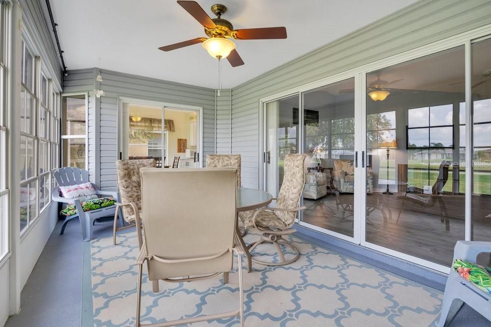 合同活跃: $243,000 (2 贝兹, 2 浴室, 1331 平方英尺)