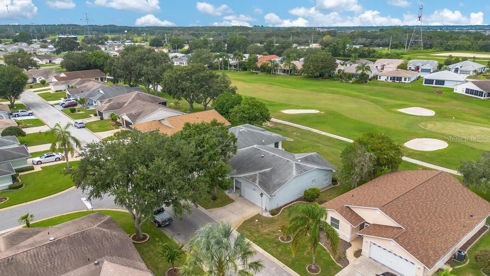 合同活跃: $243,000 (2 贝兹, 2 浴室, 1331 平方英尺)