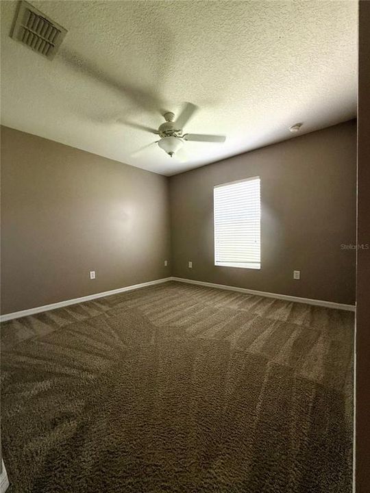 Active With Contract: $1,800 (3 beds, 2 baths, 1511 Square Feet)