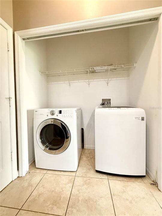 Active With Contract: $1,800 (3 beds, 2 baths, 1511 Square Feet)